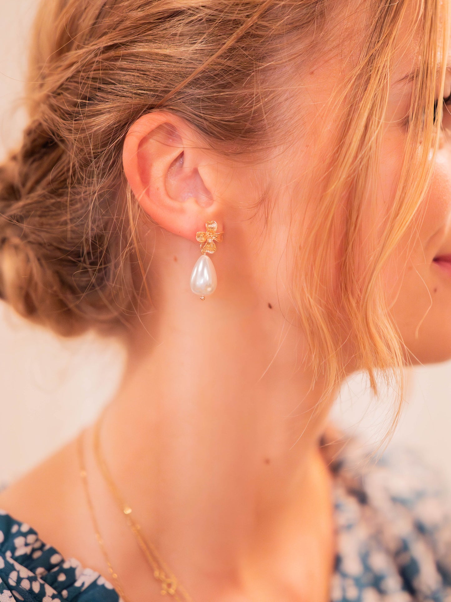 Les boucles d'oreilles Astrid rondes